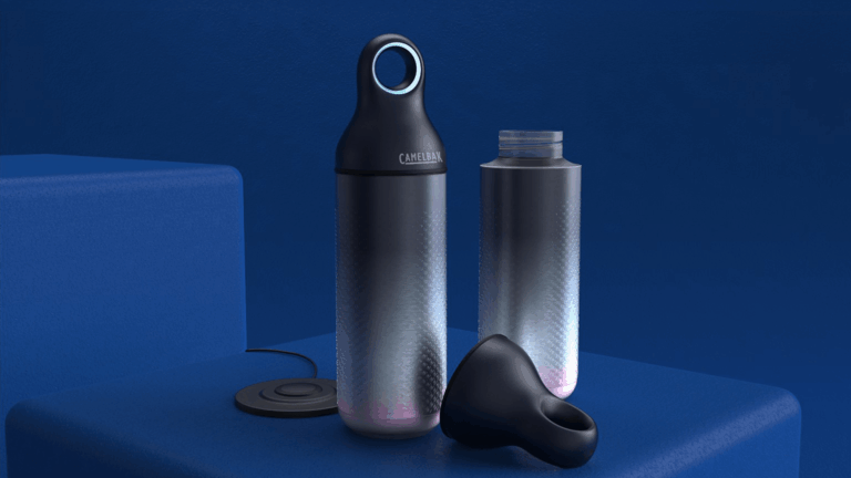 CAMELBAK TRUBOTTLE Ernest Lardizobal and Chenyang Xiao