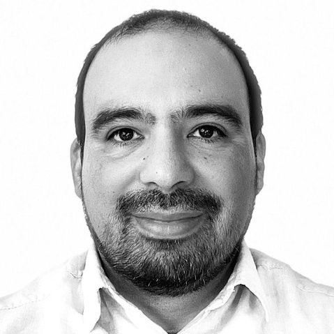 Gilberto Rodriguez headshot